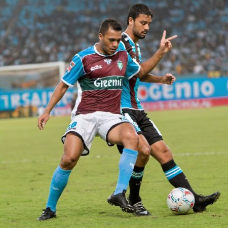 Libertadores: Grêmio vence Fluminense e avança com vantagem nos oitavos